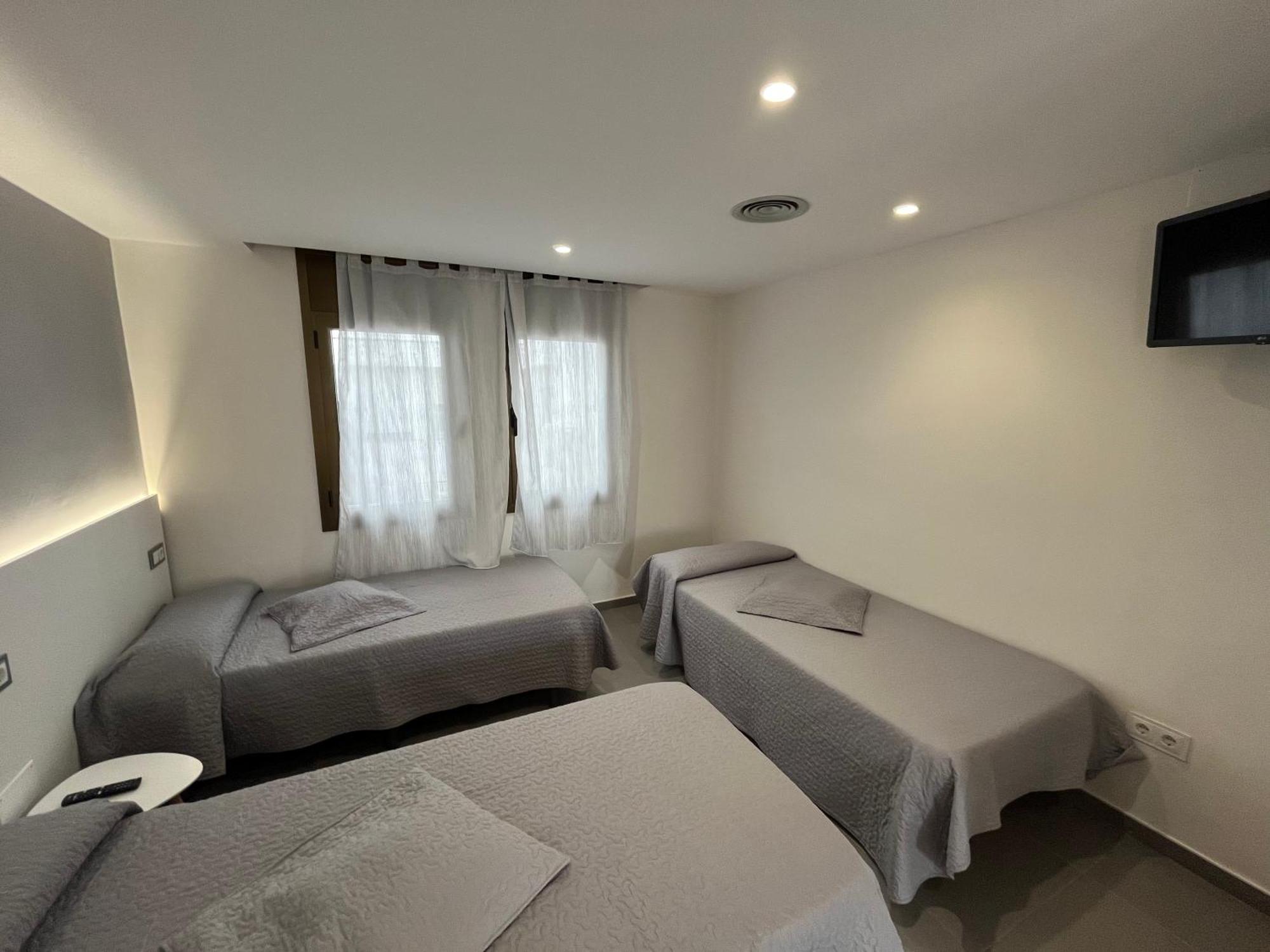 Hostal Tarres Anglés Pokoj fotografie